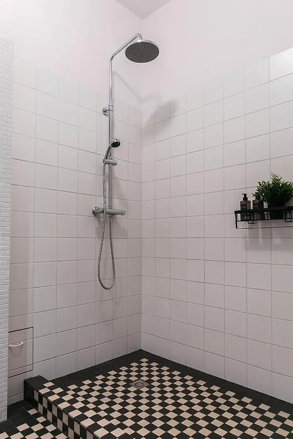 Modernist Suite In The Old Town Warschau