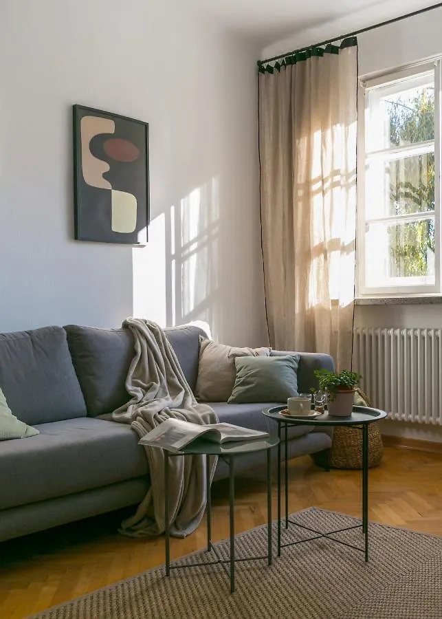 Modernist Suite In The Old Town Varšava 0*,